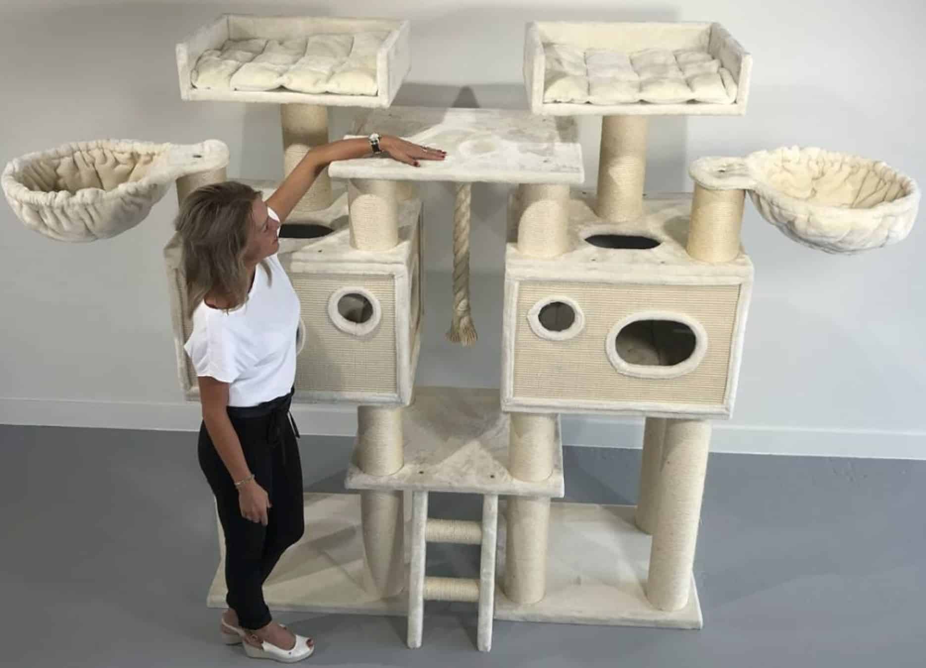 arbre a chat xxl 2 sieges royal cat palace 2 niches caisson 2 plateformes 2 hamacs 1 echelle rhrquality
