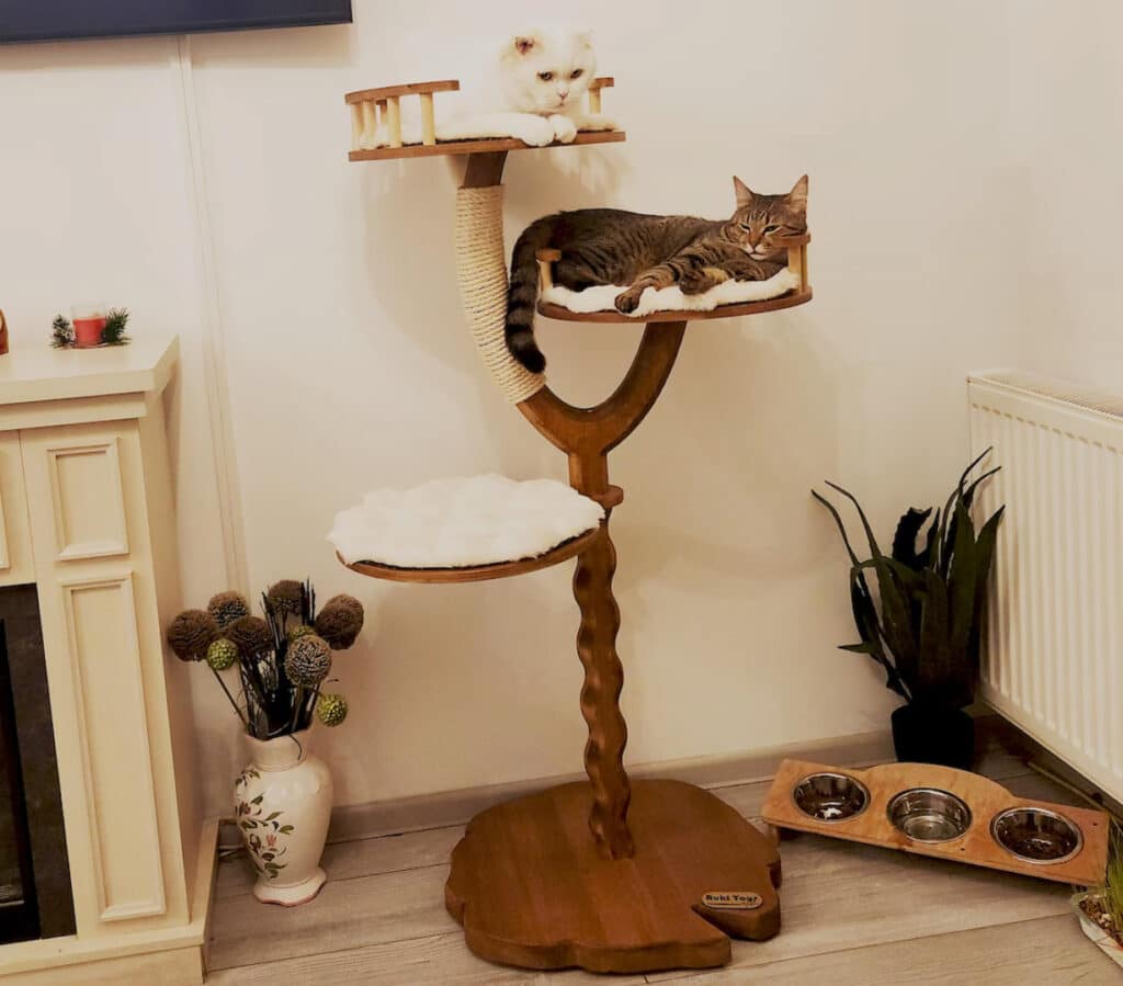 arbre a chat design bois pilier courbe