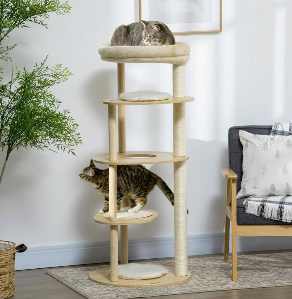 arbre a chat aux tons modernes sans effet particulier