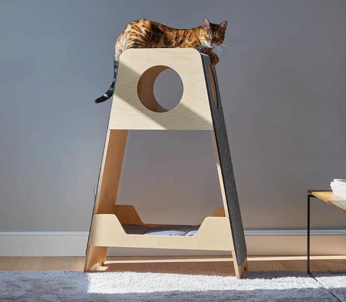 arbre a chat japandi couleur marron gris