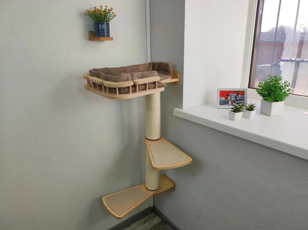 arbre a chat petit espace coin rebord mur