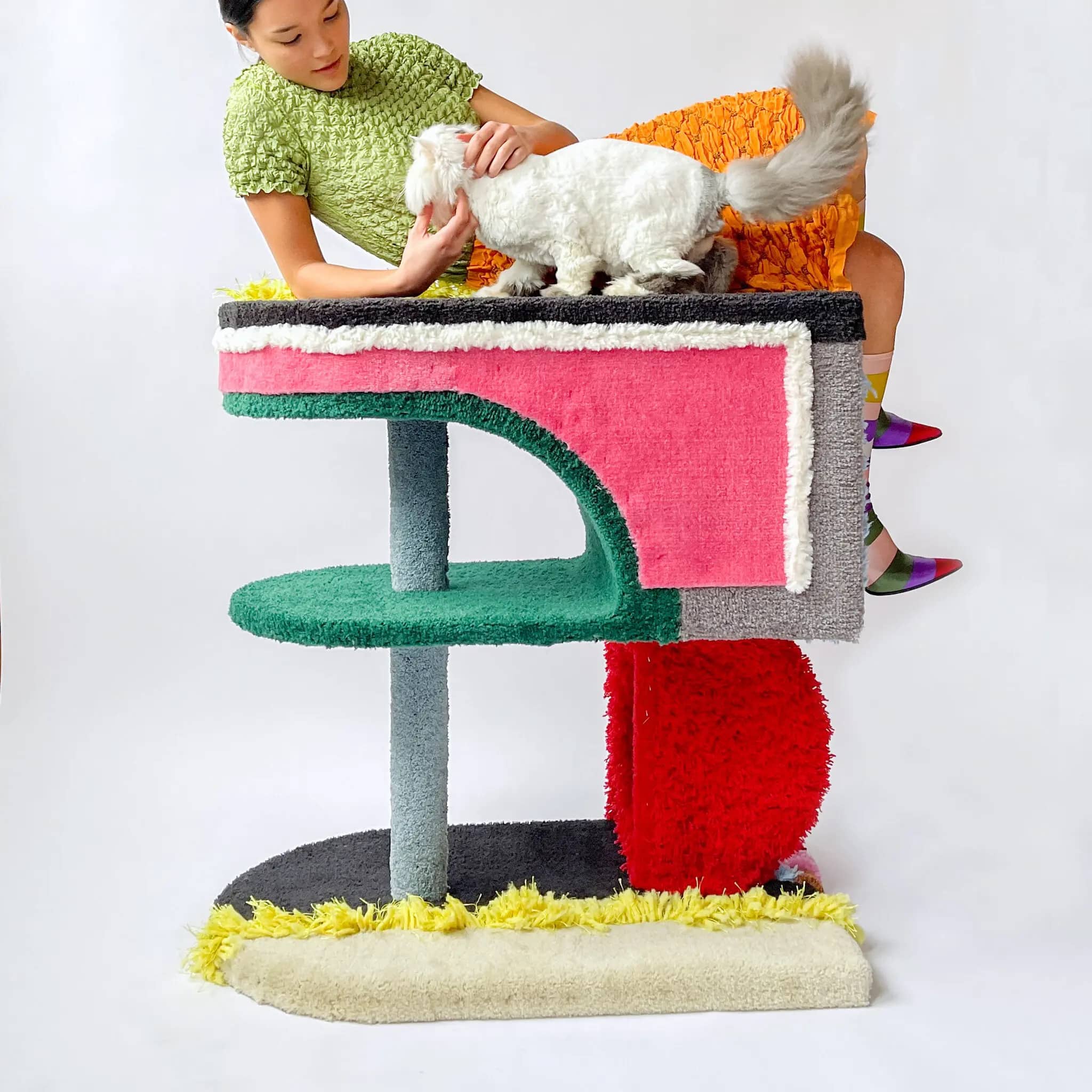 arbre a chat post modernisme moumoute