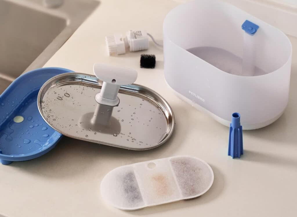 composants meilleure fontaine a eau pour chat